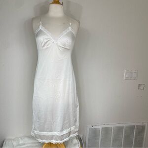 Vintage Women's Leggs Off White Satin Lace Trim Slip Dress Size XS Cottagecore